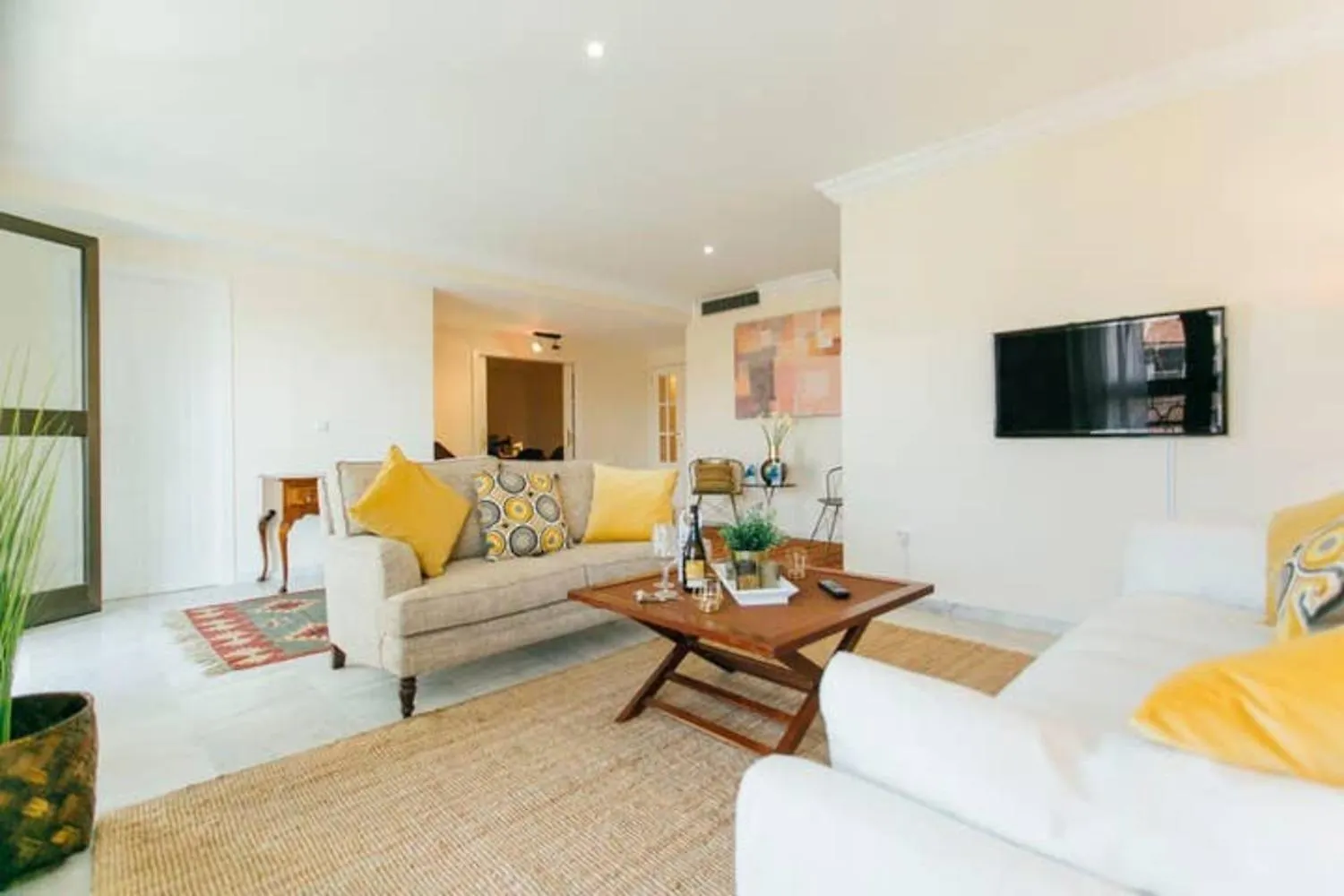 Wide And Bright- 3Bd 2Bth- Arenal Apartment Seville Spain