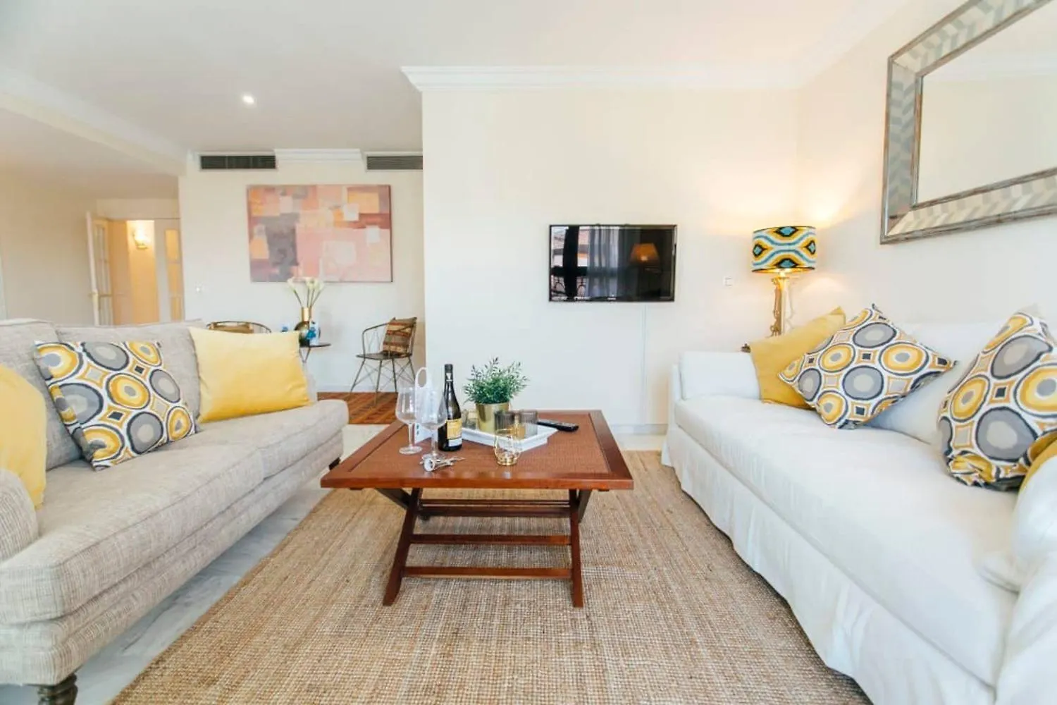 Wide And Bright- 3Bd 2Bth- Arenal Apartment Seville