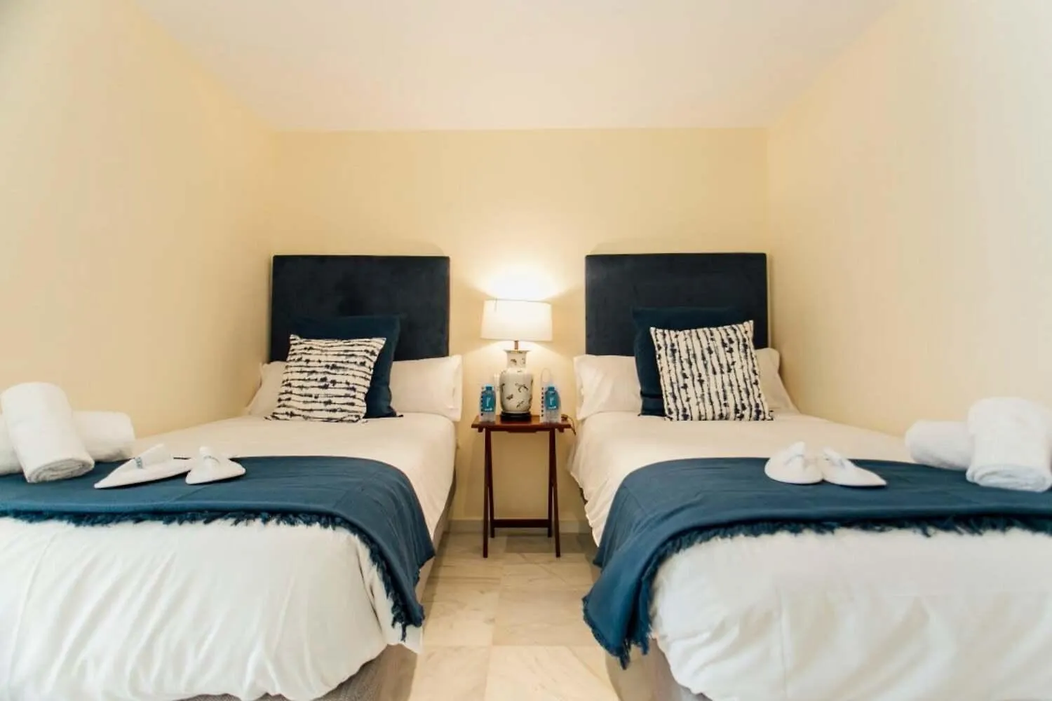 Wide And Bright- 3Bd 2Bth- Arenal Apartment Seville Spain